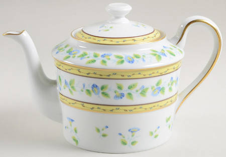 Morning Glory Spray Teapot & Lid