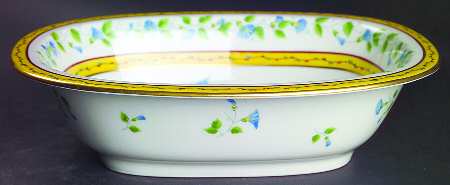 Morning Glory Spray 9" Oval Vegetable Bowl