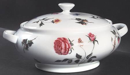 Mon Jardin Round Covered Vegetable by Ceralene