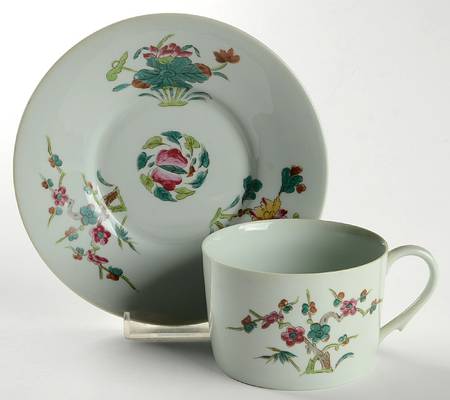 Nymphea Flat Cup & Saucer Set