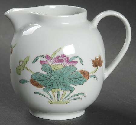 Nymphea Creamer