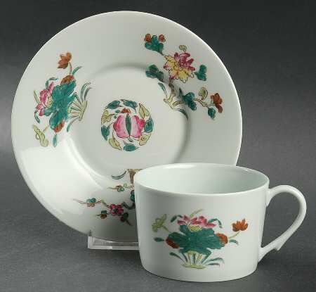 Nymphea Flat Cup & Saucer Set