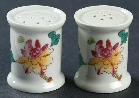 Nymphea Individual Salt & Pepper Set