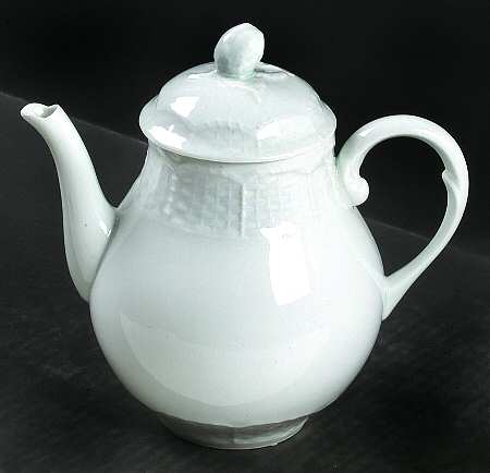 Osier Teapot & Lid
