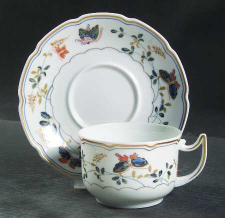 Papillons Flat Cup & Saucer Set