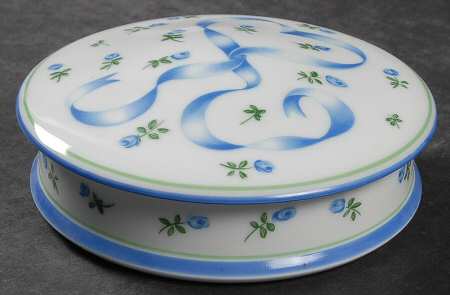 Romantique Blue Round Box & Lid