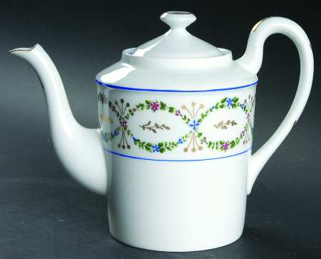 Roselle Coffee Pot & Lid by Ceralene