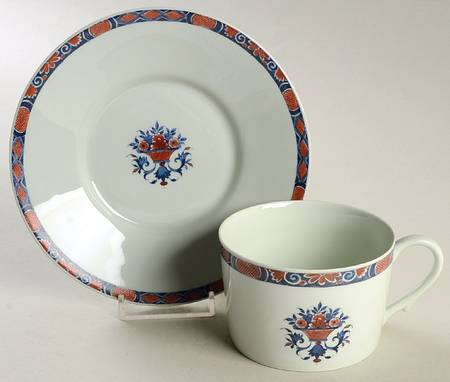 Rouen White Flat Cup & Saucer Set by Ceralene