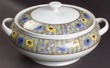 Seville (Round) Tureen &  Lid