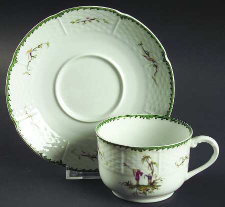 Si Kiang Flat Cup & Saucer Set