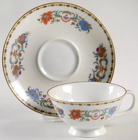 Vieux Chine (Empire, White) Footed Cup & Saucer Set