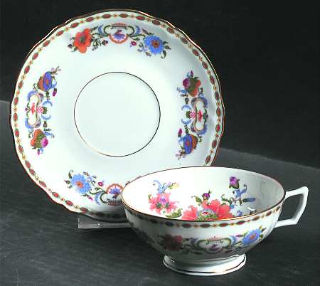 Vieux Chine (Chambord, White) Footed Cup & Saucer Set