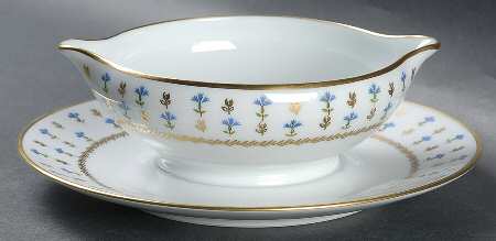 Vieux Nyon Nyon Round Gravy Boat/Attached Underplate