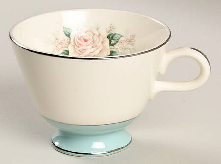 Baroness Footed Cup