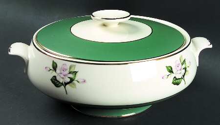 Emerald Round Covered Vegetable