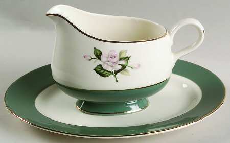 Emerald Gravy Boat & Underplate/Relish