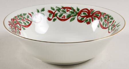 Ribbon Holly Coupe Soup Bowl