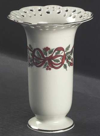 Ribbon Holly 7" Pierced Vase