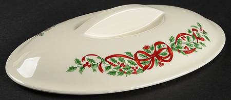 Ribbon Holly Lid for 2 Quart Oval Covered Casserole