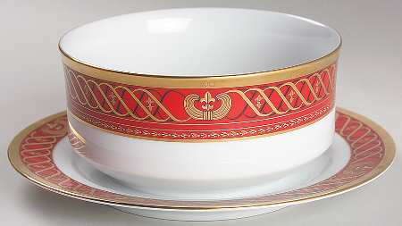 Ambassadior Gravy Boat with Attached Underplate