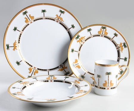 Casablanca 4 Piece Place Setting