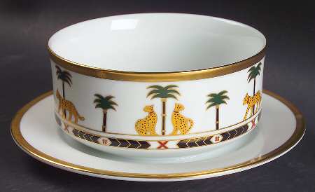 Casablanca Gravy Boat with Attached Underplate
