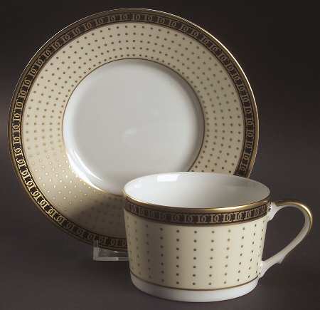 Dolce Vita Flat Cup & Saucer Set