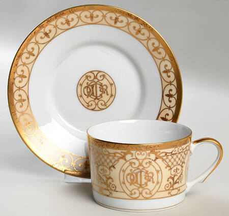 Grand Salon Antique Flat Cup & Saucer Set