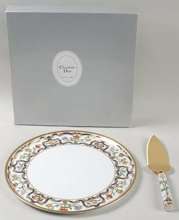 Renaissance Cake Plate and Server (Boxed Set)