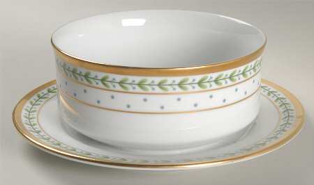 Versailles Gravy Boat with Attached Underplate