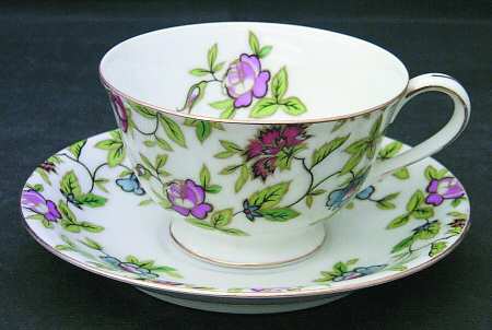Fantasia (No Center Design) Footed Cup & Saucer Set