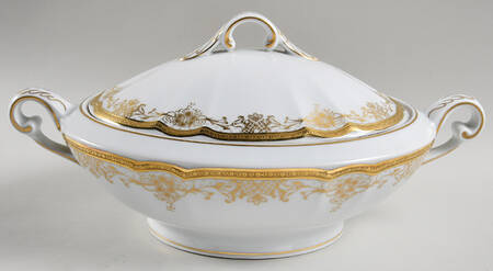 Abondance Oval Covered Vegetable
