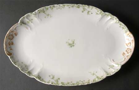 The Adriana 14" Oval Serving Platter