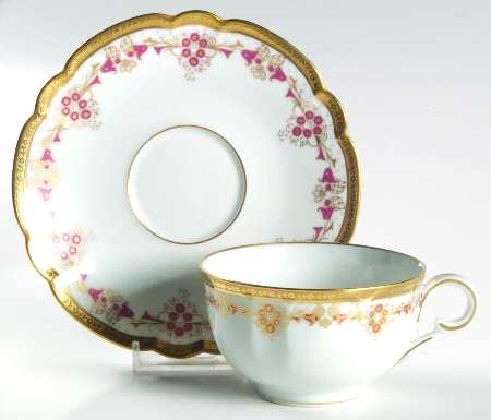 Alencon Flat Cup & Saucer Set