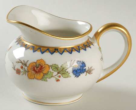 Amiens Creamer