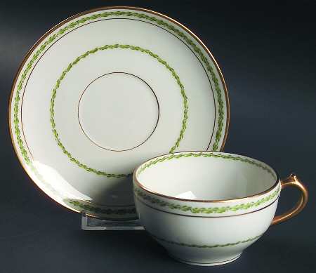 Flat Cup & Saucer Set