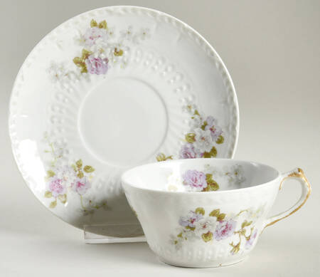 CHF138 Footed Cup & Saucer Set
