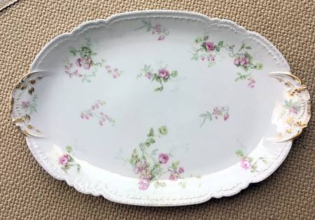 CHF148 14" Oval Serving Platter