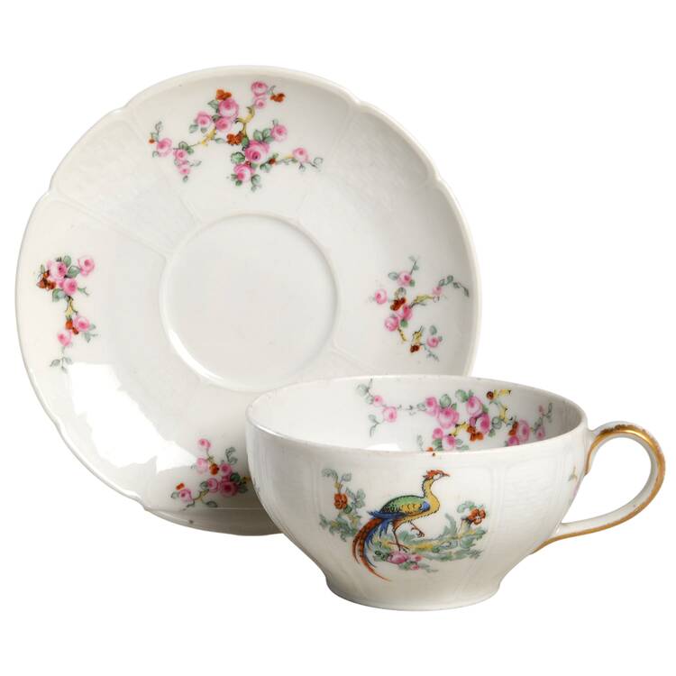 CHF150 Footed Cup & Saucer Set