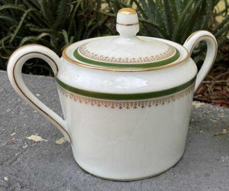 CHF16 Sugar Bowl & Lid