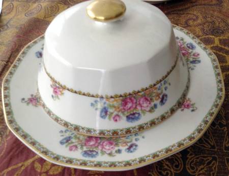CHF177 Round Covered Butter