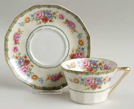 CHF18 Flat Cup & Saucer Set