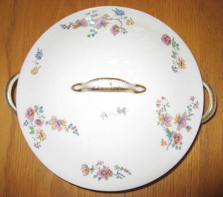 CHF189 Round Covered Vegetable