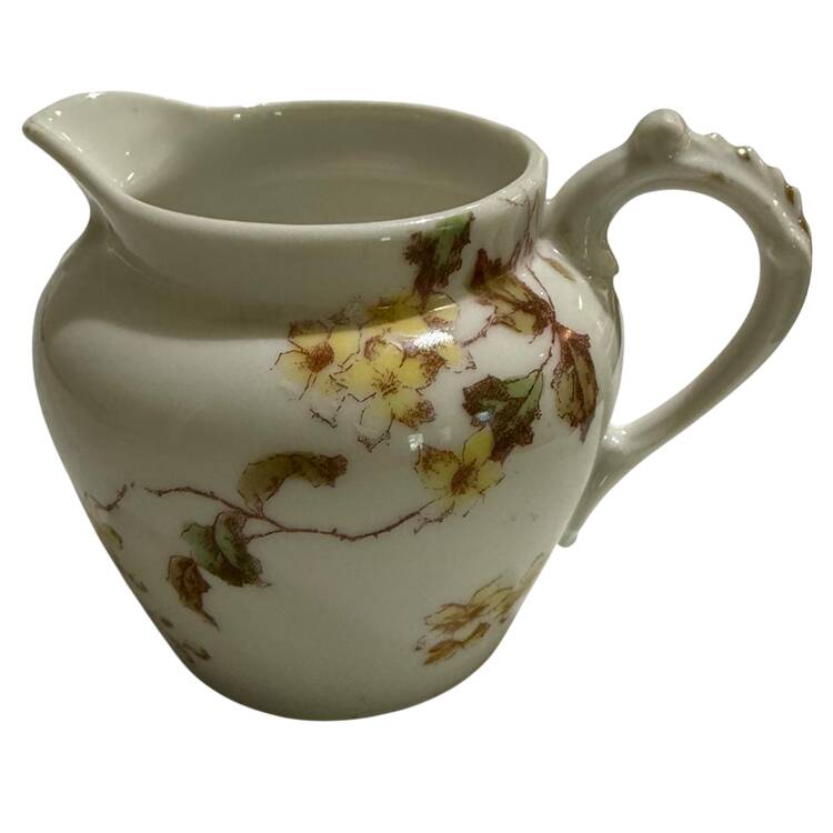 CHF242 Creamer