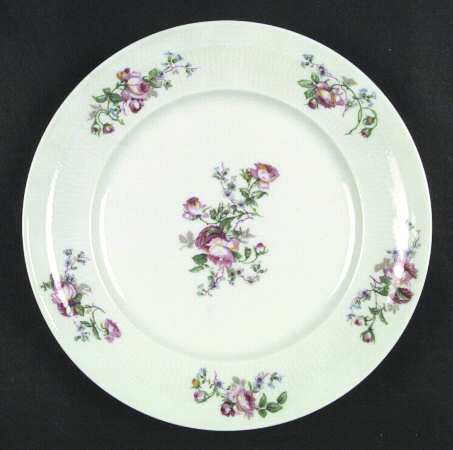 CHF25 Dinner Plate