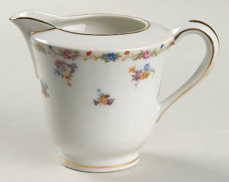 Riviera Creamer