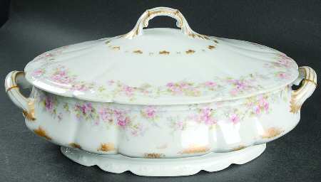 CHF258 Oval Covered Vegetable by Charles Field Haviland