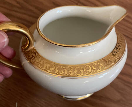 CHF263 Creamer