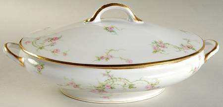 CHF29 Oval Covered Vegetable