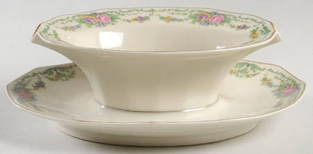 Head 169b Gravy Boat with Attached Underplate by Charles Field Haviland